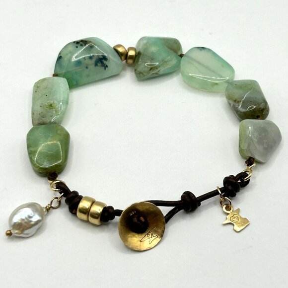 7.5" Chrysoprase Bracelet with a Natural Pearl and 14k Gold Beads - Picture 2 of 7